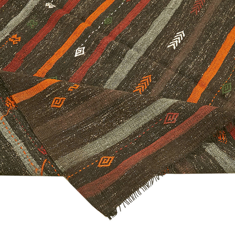 Vintage Anatolian Kilim Rug - 7'  x 10' 1" (84" x 121") - K0093639