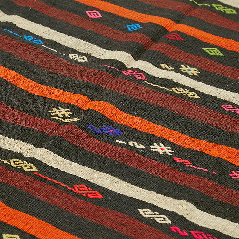 Vintage Anatolian Kilim Rug - 7' 5" x 10' 8" (89" x 128") - K0093644