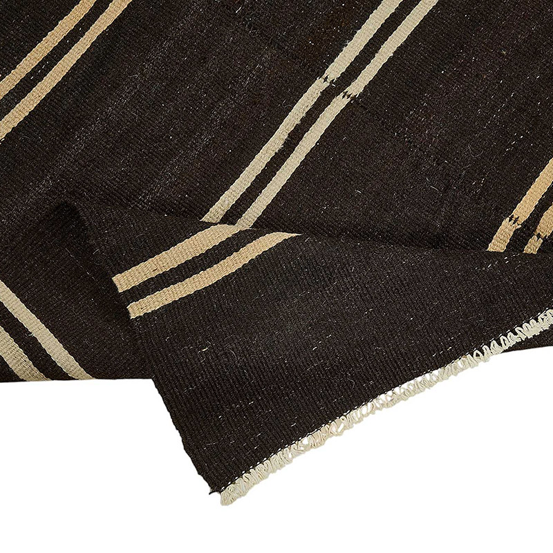 Vintage Anatolian Kilim Rug - 5' 11" x 10' 10" (71" x 130") - K0093656