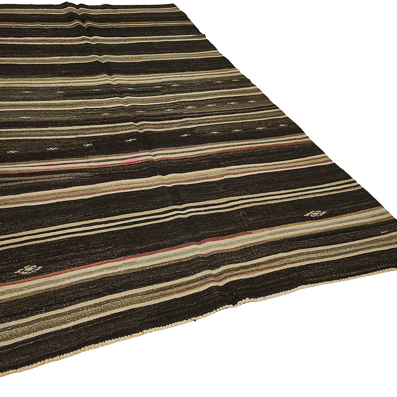 Vintage Anatolian Kilim Rug - 5' 9" x 10' 8" (69" x 128") - K0093658