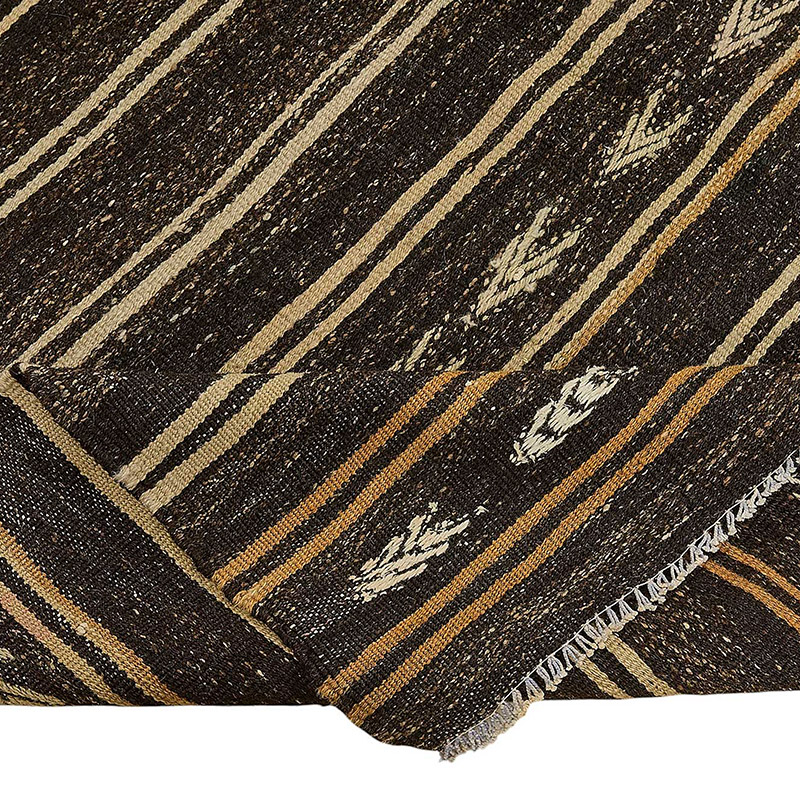 Vintage Anatolian Kilim Rug - 5' 8" x 10' 4" (68" x 124") - K0093659