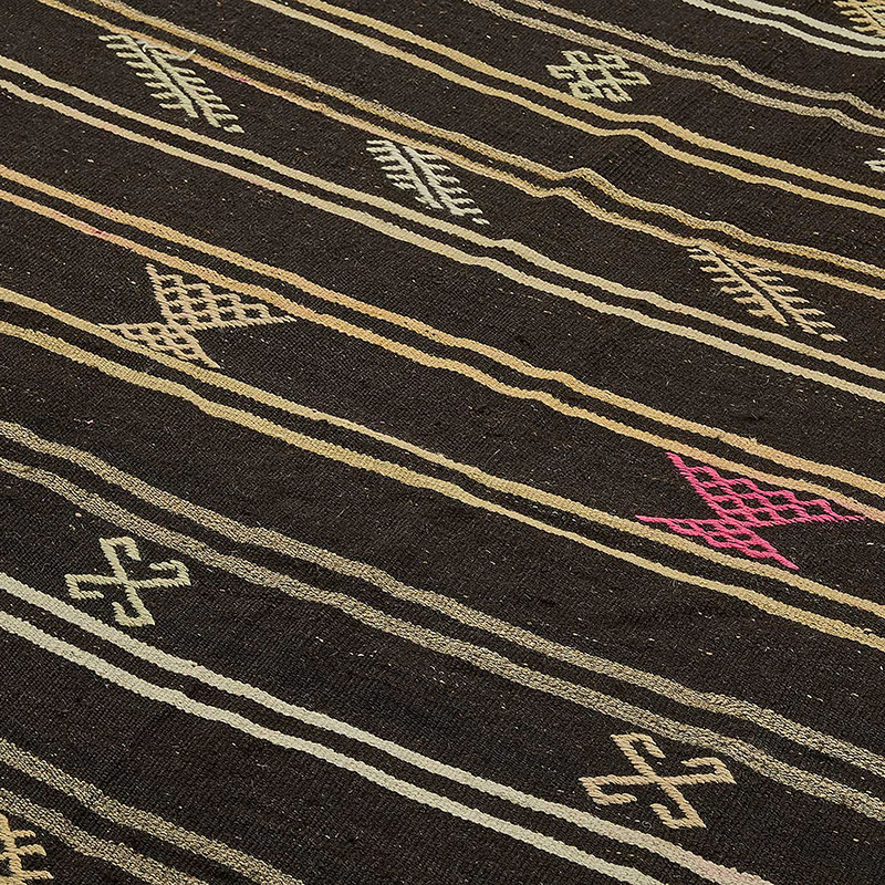 Vintage Anatolian Kilim Rug - 6' 8" x 10' 6" (80" x 126") - K0093663