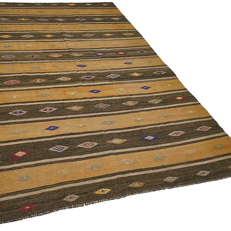 Vintage Anatolian Kilim Rug - 5' 6" x 9' 4" (66" x 112") - K0093666