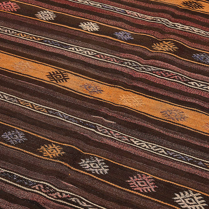 Vintage Anatolian Kilim Rug - 6' 1" x 10' 5" (73" x 125") - K0093667