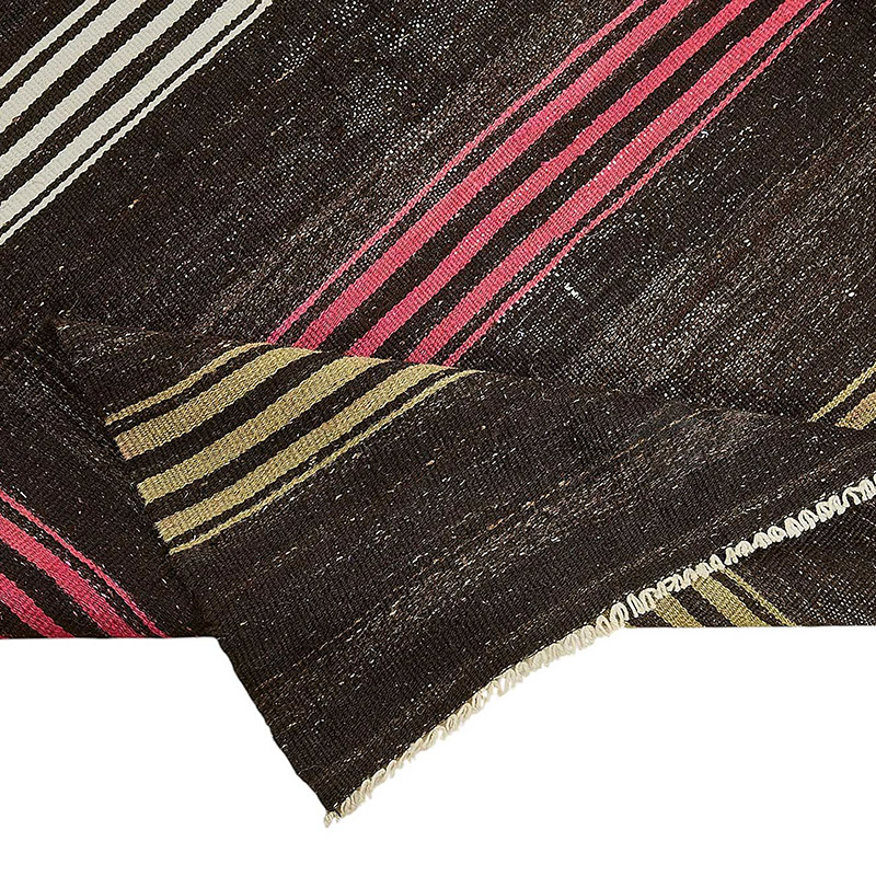 Vintage Anatolian Kilim Rug - 6' 7" x 10' 4" (79" x 124") - K0093674