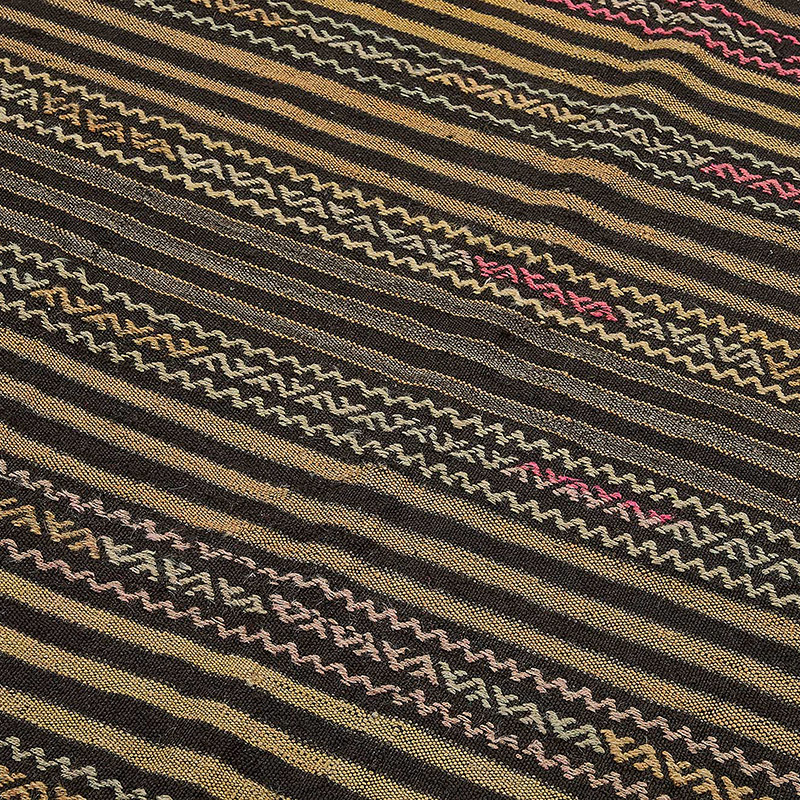 Vintage Anatolian Kilim Rug - 5' 6" x 8' 8" (66" x 104") - K0093678