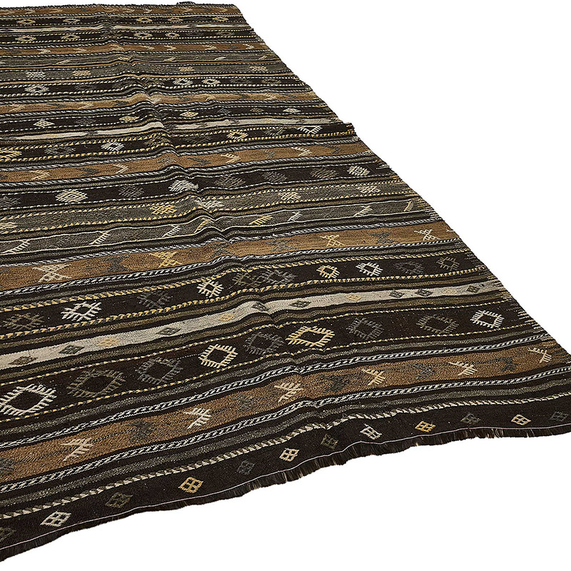 Vintage Anatolian Kilim Rug - 5' 7" x 10' 10" (67" x 130") - K0093685