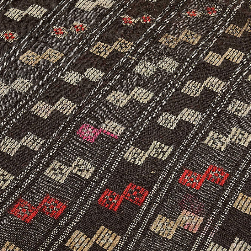 Vintage Anatolian Kilim Rug - 5' 11" x 9' 3" (71" x 111") - K0093690