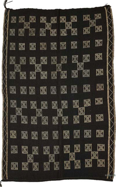 Vintage Anatolian Kilim Rug - 5' 7" x 8' 6" (67" x 102")