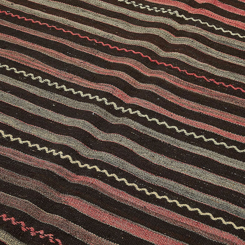 Vintage Anatolian Kilim Rug - 5' 10" x 10' 8" (70" x 128") - K0093699