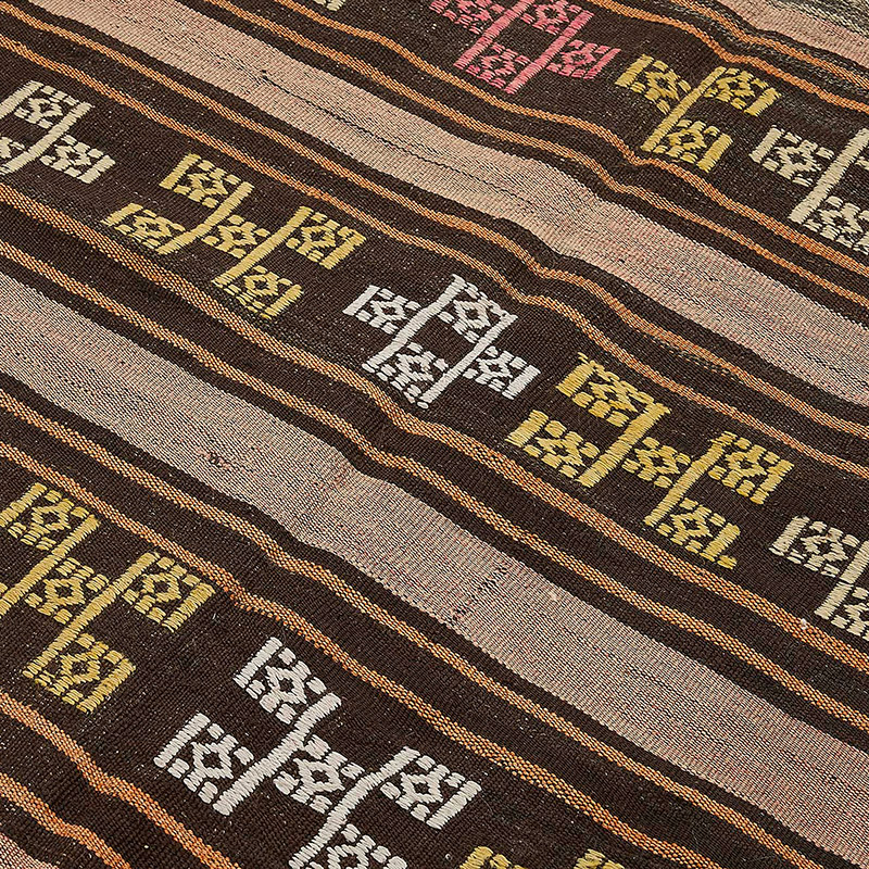 Vintage Anatolian Kilim Rug - 6' 1" x 8' 8" (73" x 104") - K0093700