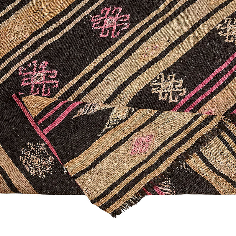 Vintage Anatolian Kilim Rug - 6' 10" x 9' 2" (82" x 110") - K0093702