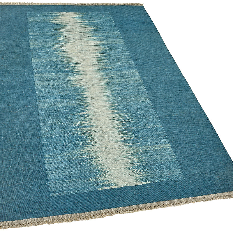 New Hand-Woven Kilim Rug - K0093704