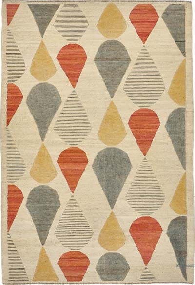 New Hand-Woven Kilim Rug