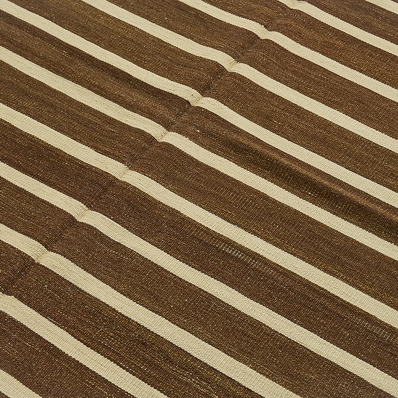 New Hand-Woven Kilim Rug - K0093707