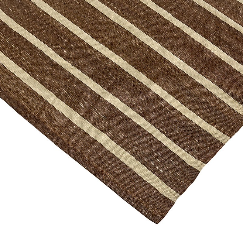 New Hand-Woven Kilim Rug - K0093708