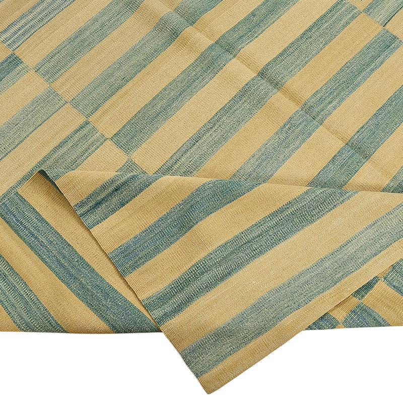 New Hand-Woven Kilim Rug - K0093709