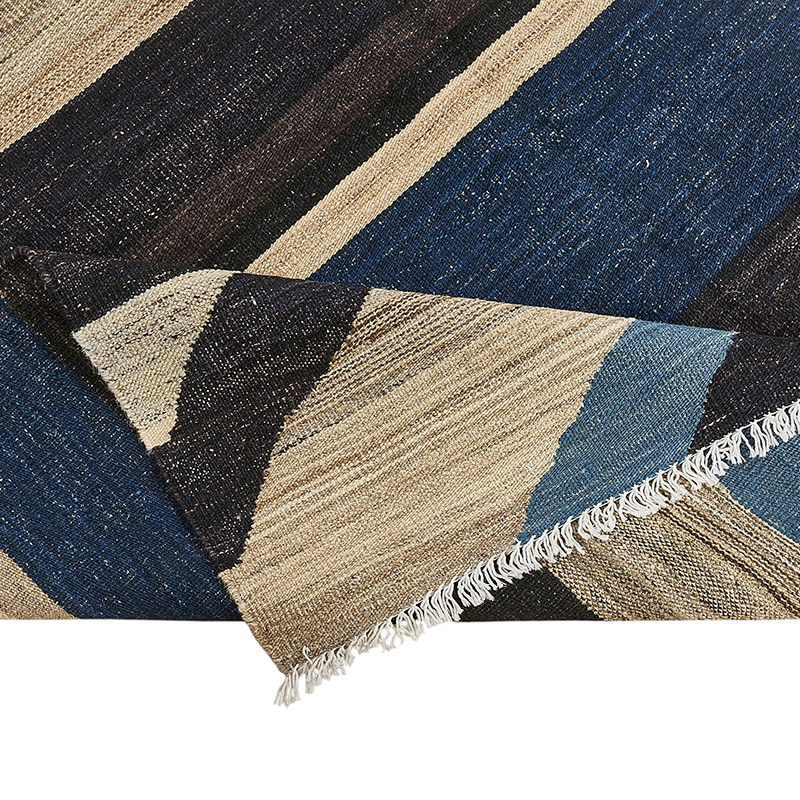 New Hand-Woven Kilim Rug - K0093712