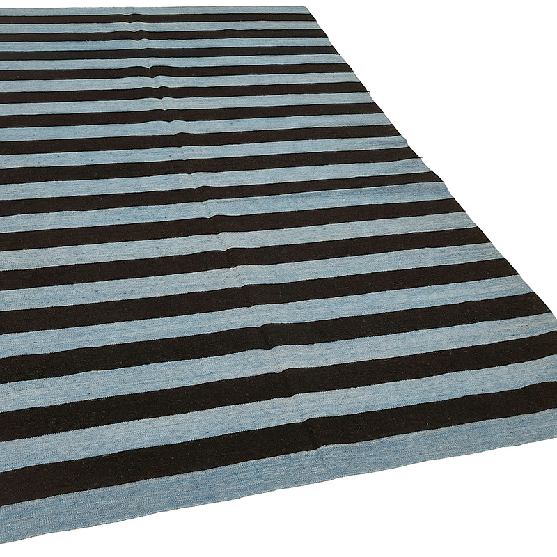 New Hand-Woven Kilim Rug - K0093713