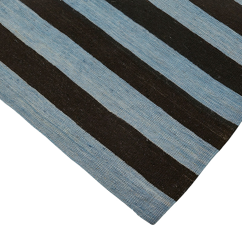 New Hand-Woven Kilim Rug - K0093713
