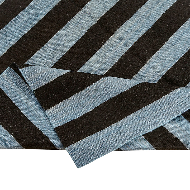 New Hand-Woven Kilim Rug - K0093713