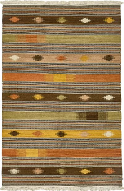 New Hand-Woven Kilim Rug