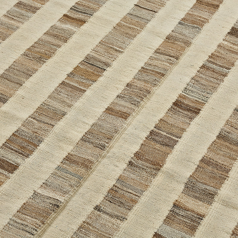 New Hand-Woven Kilim Rug - K0093721