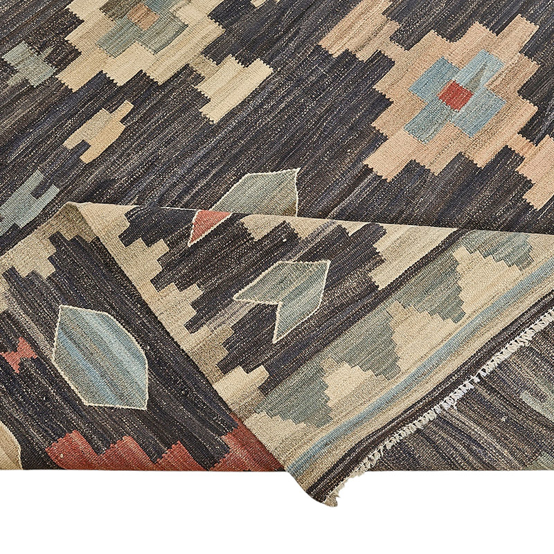 New Hand-Woven Kilim Rug - K0093728