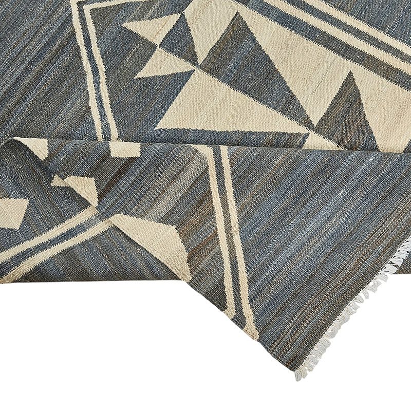 New Hand-Woven Kilim Rug - K0093729