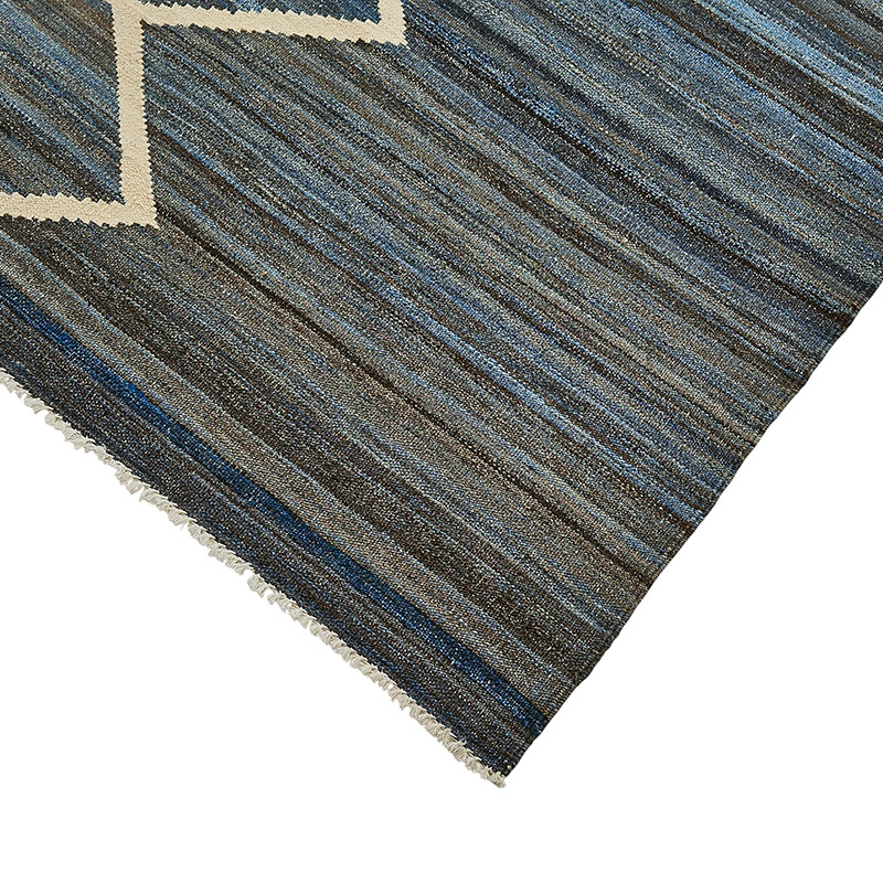 New Hand-Woven Kilim Rug - K0093730