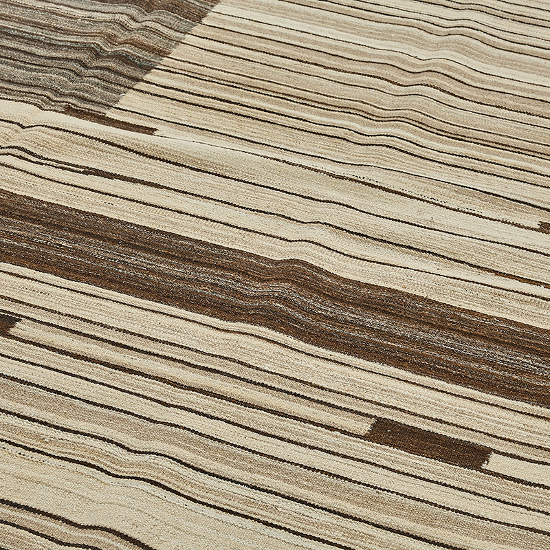 New Hand-Woven Kilim Rug - K0093731