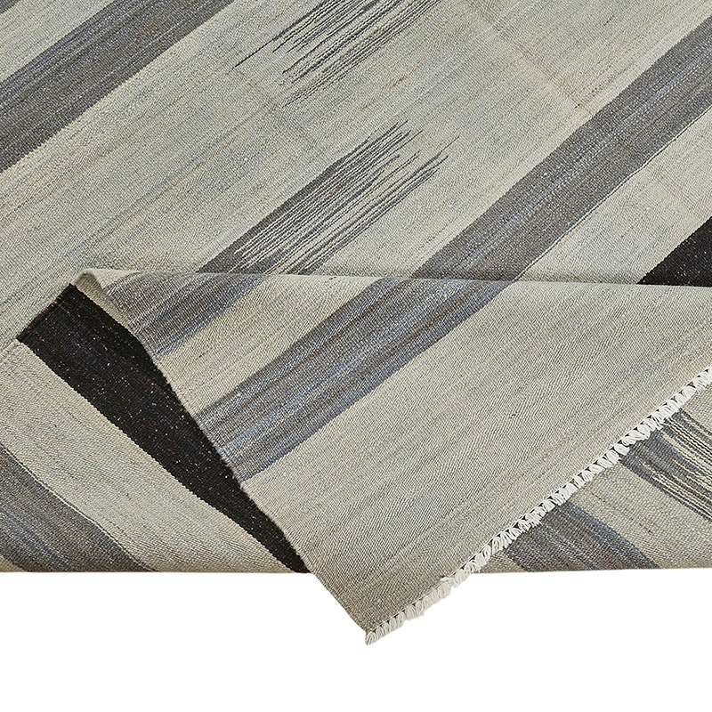New Hand-Woven Kilim Rug - K0093734