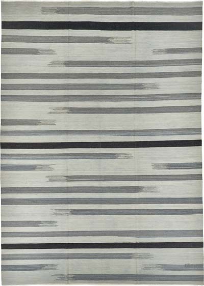 New Hand-Woven Kilim Rug