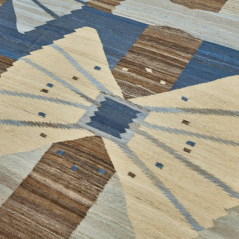 New Hand-Woven Kilim Rug - K0093740