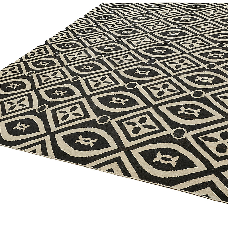 New Hand-Woven Kilim Rug - K0093746