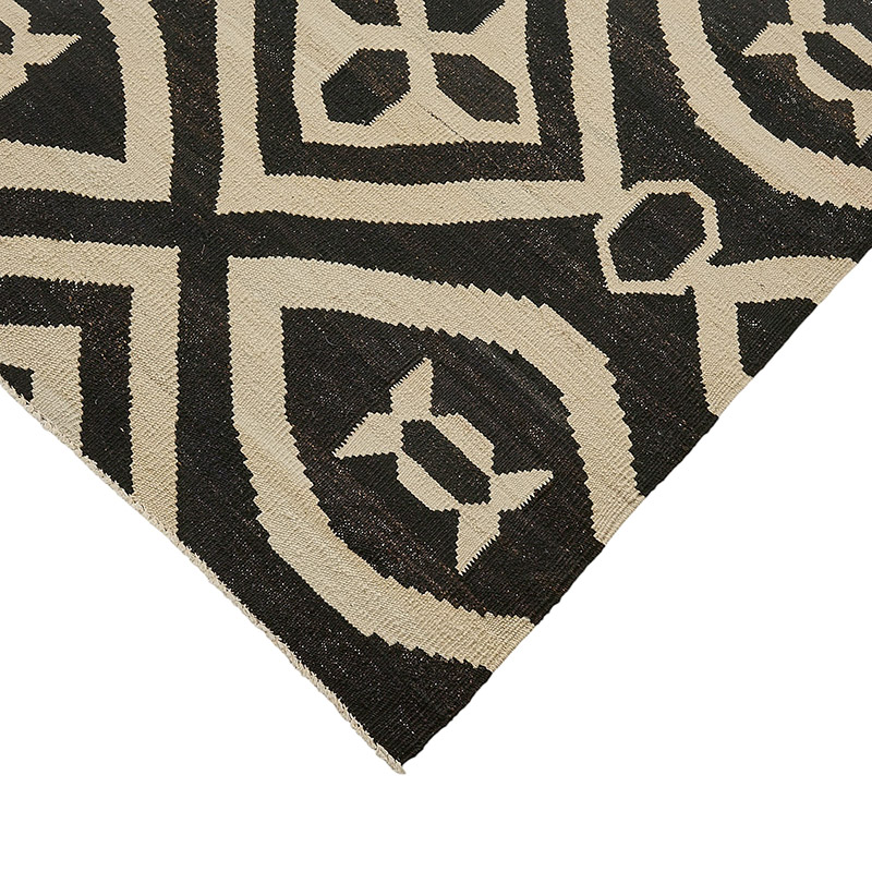 New Hand-Woven Kilim Rug - K0093746