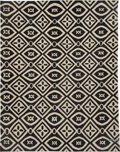 New Hand-Woven Kilim Rug