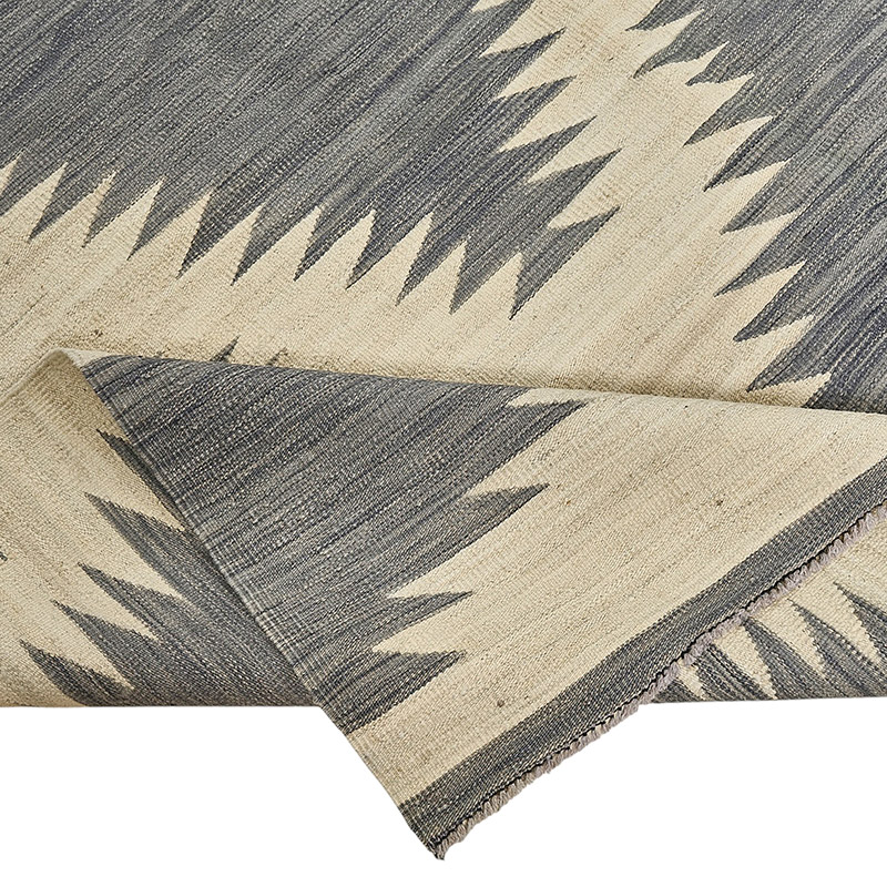 New Hand-Woven Kilim Rug - K0093754