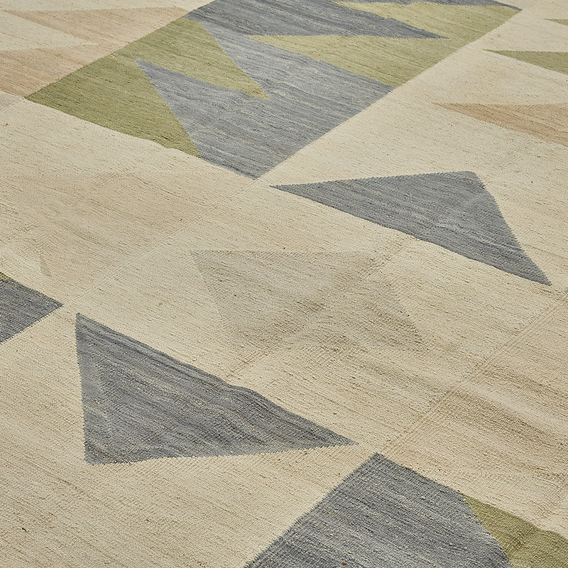 New Hand-Woven Kilim Rug - K0093760