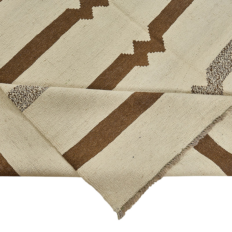 New Hand-Woven Kilim Rug - K0093761