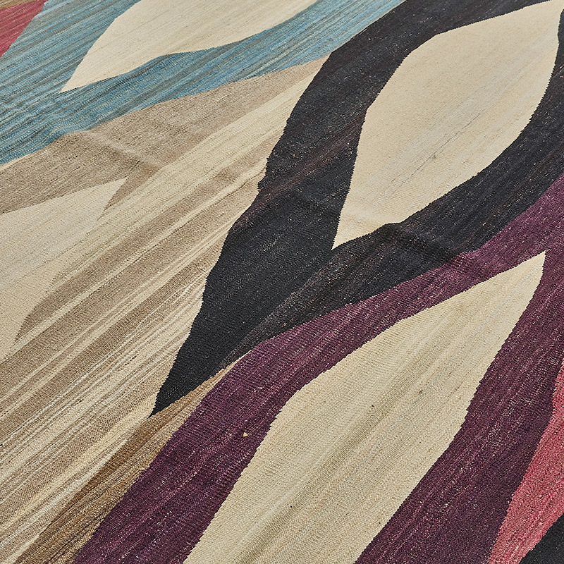 New Hand-Woven Kilim Rug - K0093767