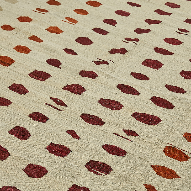 New Hand-Woven Kilim Rug - K0093768