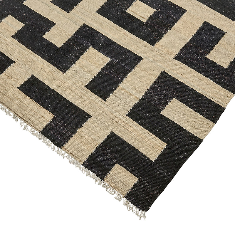 New Hand-Woven Kilim Rug - K0093769
