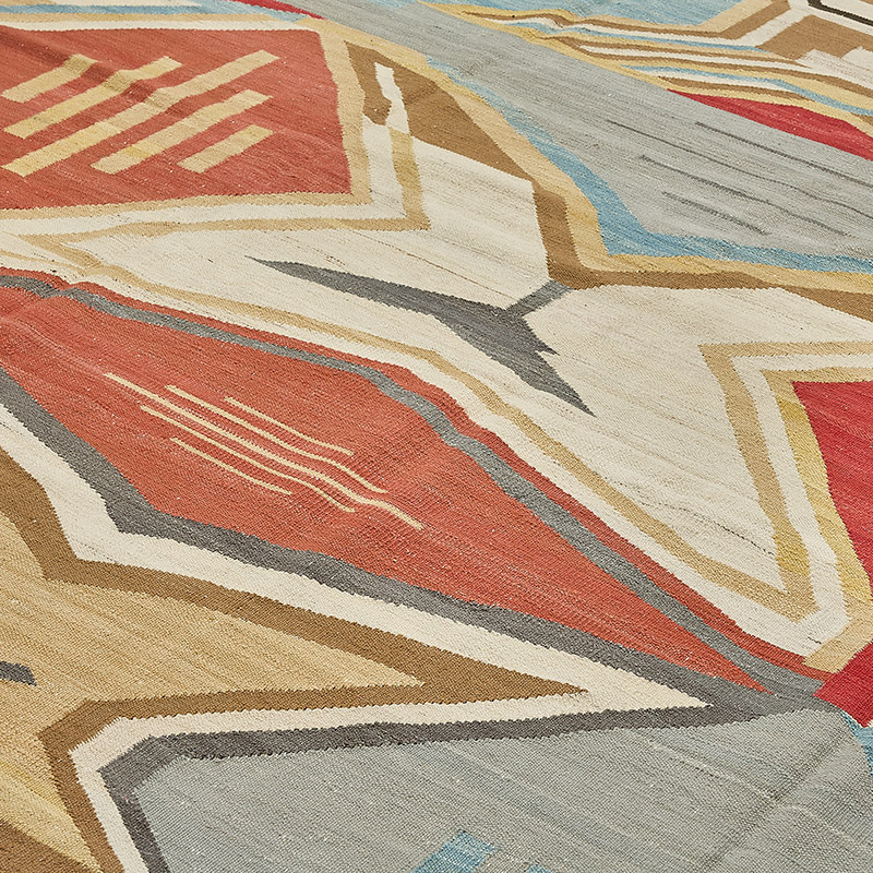 New Hand-Woven Kilim Rug - K0093771