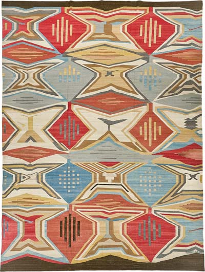 New Hand-Woven Kilim Rug