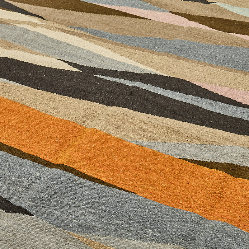 New Hand-Woven Kilim Rug - K0093782