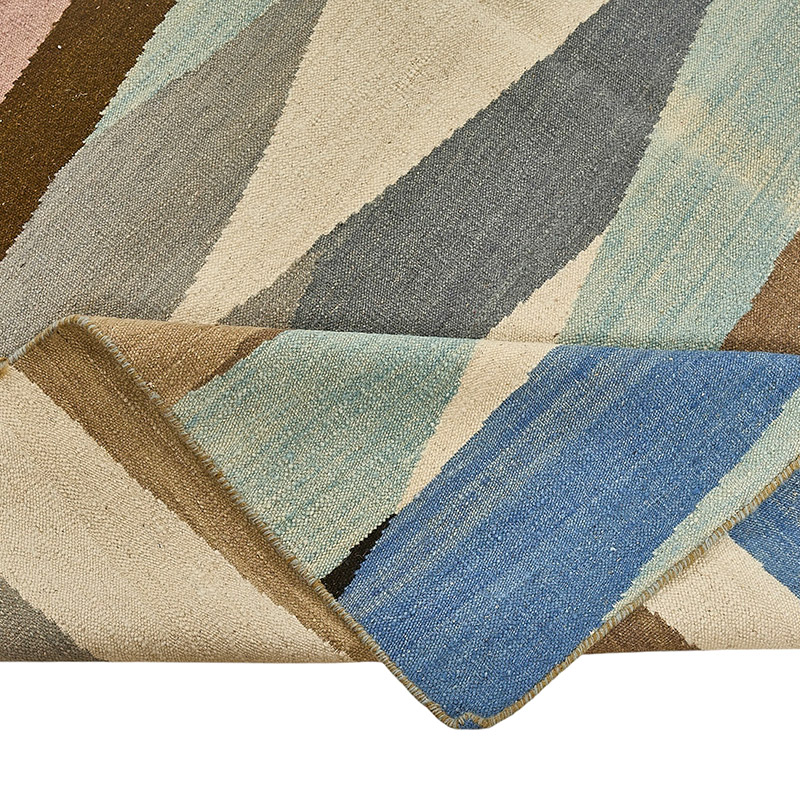 New Hand-Woven Kilim Rug - K0093782