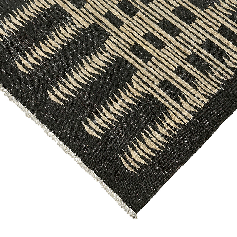 New Hand-Woven Kilim Rug - K0093783