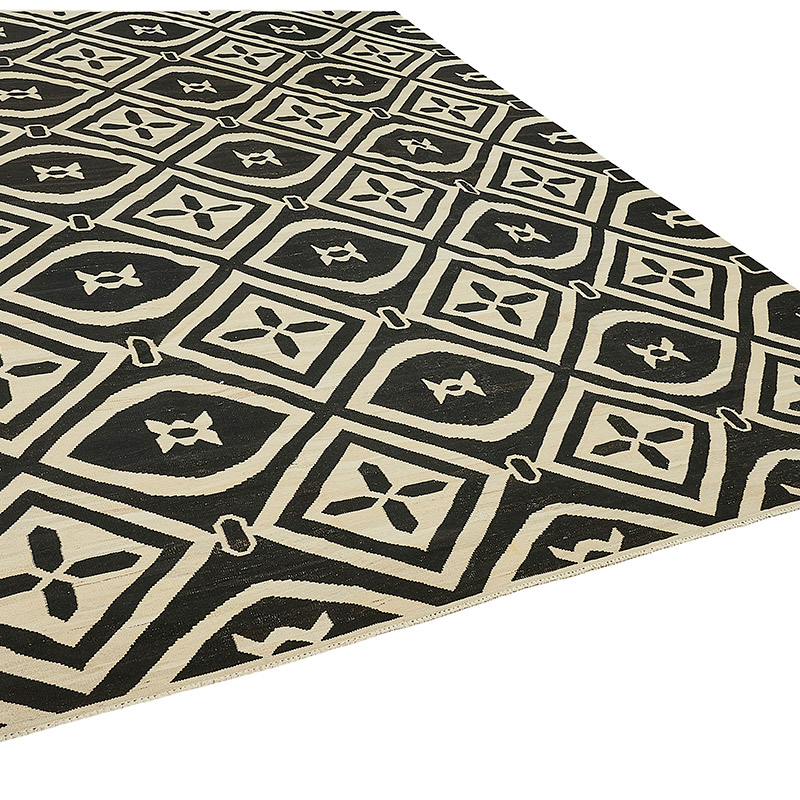 New Hand-Woven Kilim Rug - K0093784
