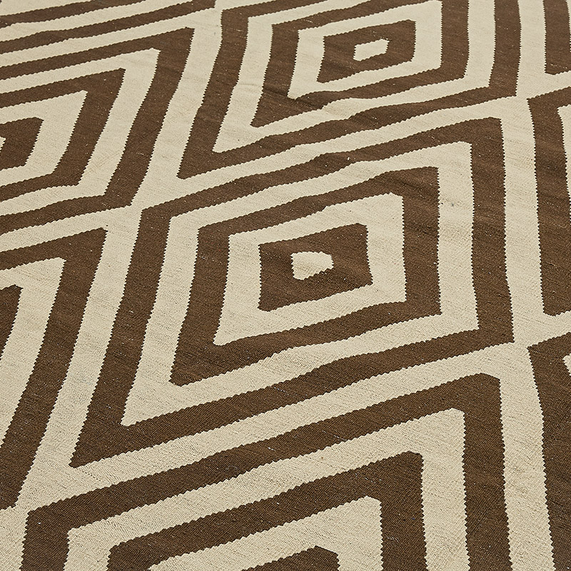 New Hand-Woven Kilim Rug - K0093787